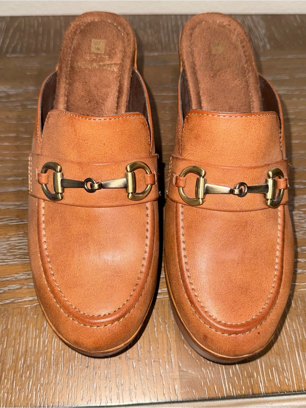 Womens platform clogs size 8
